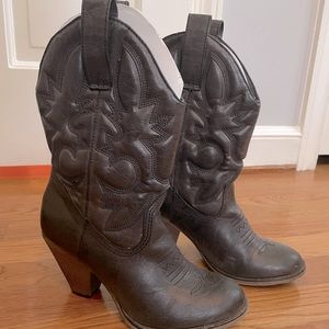 Women’s Cowboy Boots